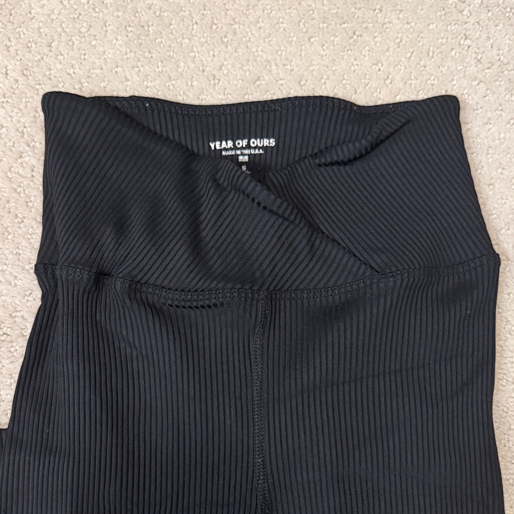 Year of Ours Black Ribbed Leggings